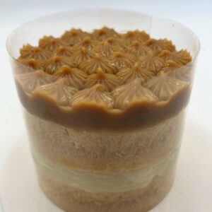 Vanilla Mini Cake dulce de Leche & Coconut brigadeiro