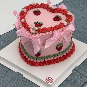 Vintage Strawberry Heart Cake
